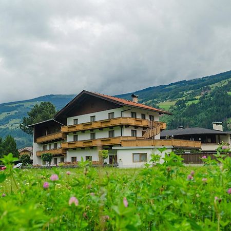 Zell Views Apartments Цел ам Цилер Екстериор снимка